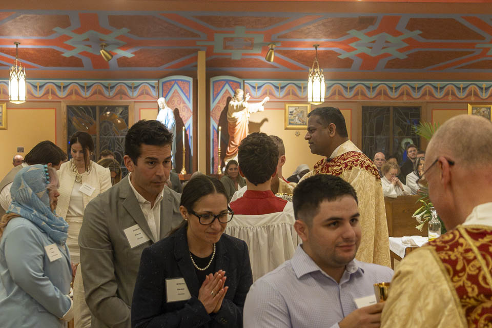 2026-StMary-EasterVigil (174 of 215).jpg